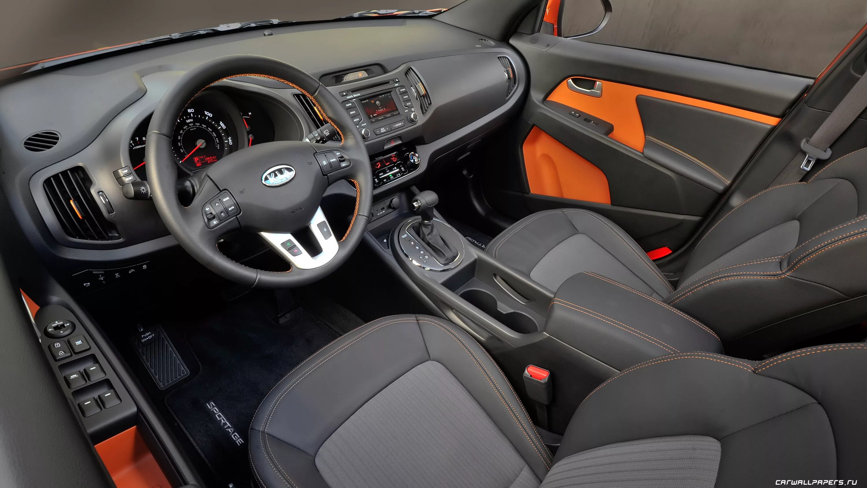 Кия салон купить. Kia Sportage 2012 Interior. Kia Sportage 3 интерьер. Kia Sportage 4 оранжевый салон. Киа Спортейдж салон оранжевый.