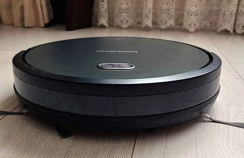 Роботы пылесосы redmond rv r650s. Редмонд робот пылесос rv-r650. робот-пылесос redmond r300. редмонд 650s робот пылесос. робот-пылесос redmond rv-r630s.
