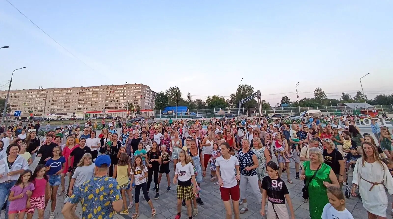 День города Череповец. Архангельский мост Череповец. Открытие моста в Череповце Архангельского. Новый мост в Череповце. Открытие моста в череповце 10