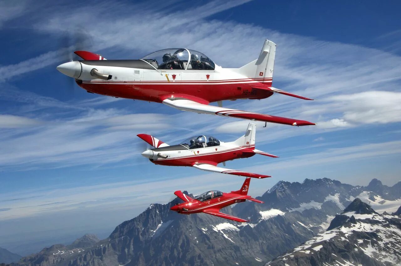 Пилатус рс. Швейцарский самолет pilatus. швейцарский самолет pilatus pc-24. пилатус пс 7. пилатус пс 6.