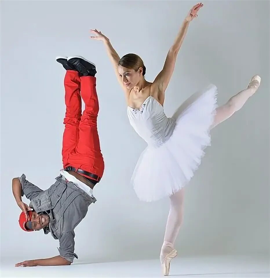 Хип балет. Балет против хип хопа. Сложные движения для танца. Балет и хип хоп. Парная фотосессия в балетном стиле.