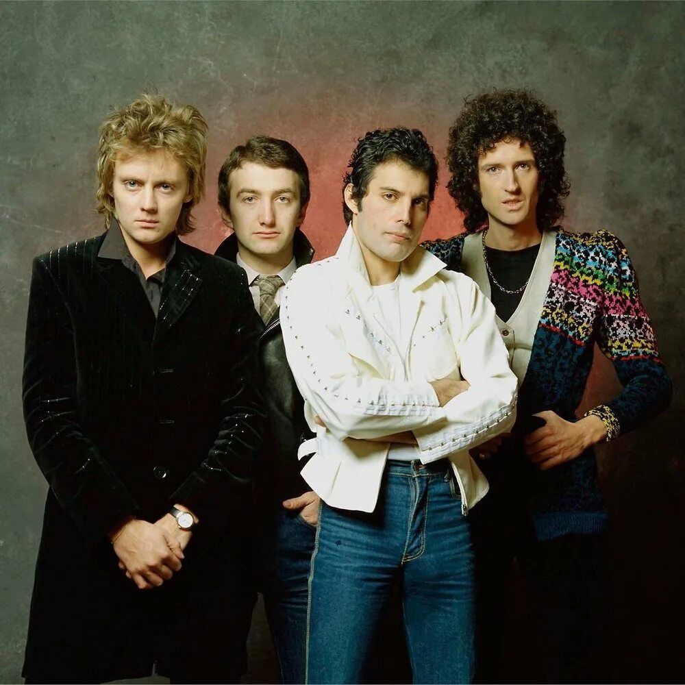 Queen слушать в качестве. Группа Квин. Группа Квин состав. Группа Queen 1980. Группа Queen 2000.