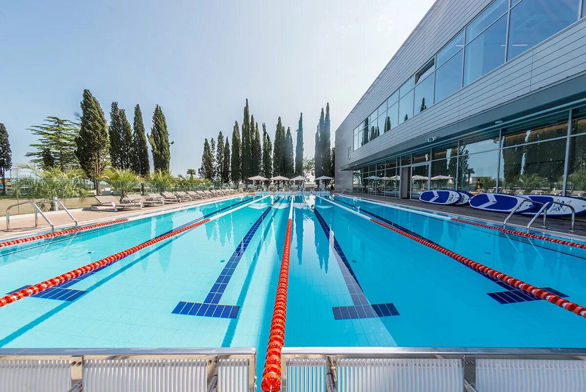Бассейн адлер. Sport inn адлер бассейн. sport inn hotel wellness сочи. sport inn hotel wellness 4 сочи. спорт инн сочи бассейн.