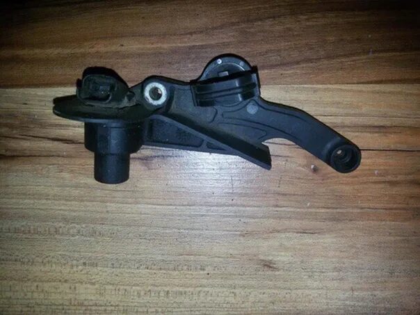 Датчик коленвала 206. Датчик коленвала 206. Датчик коленвала пежо 206 1. Датчик коленвала пежо 206 1. Датчик коленвала 206.