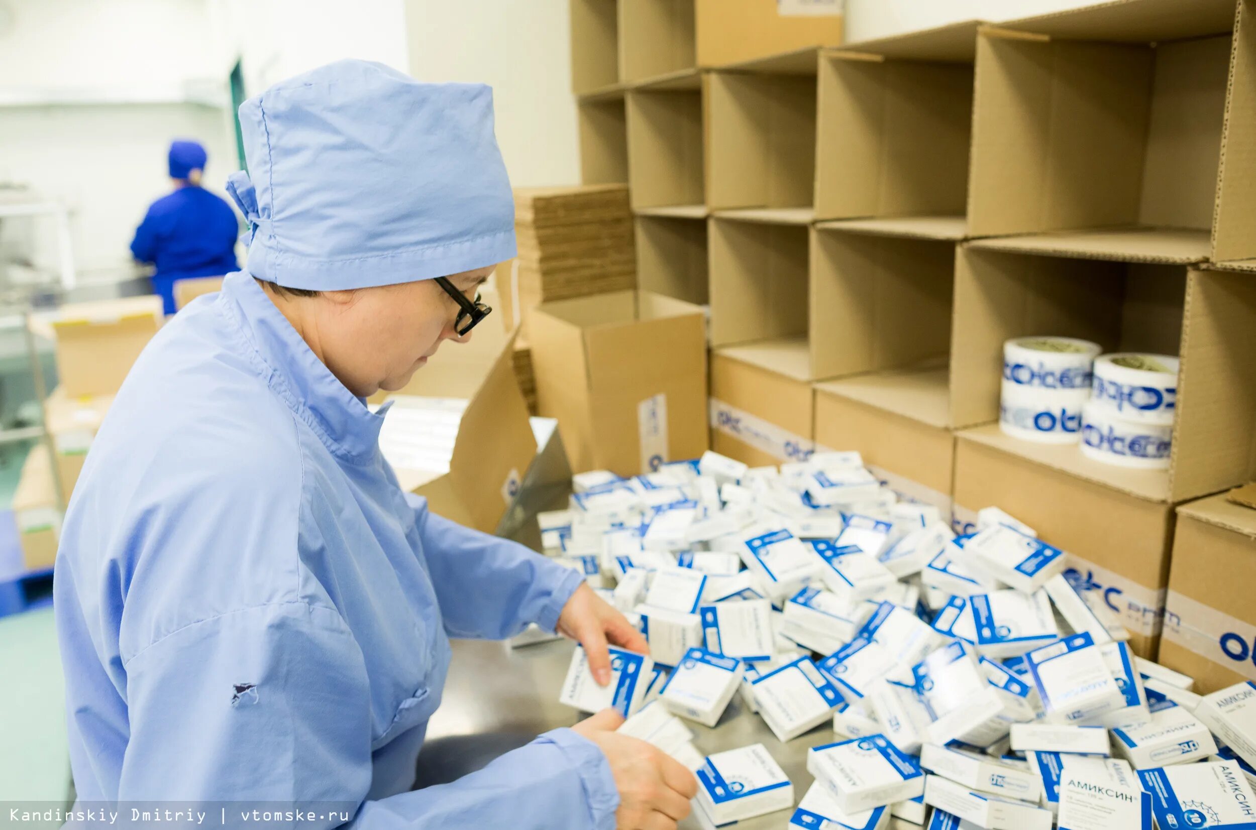 работник склада. томск комплектовщик. томск комплектовщик. фасовка продукции. томск комплектовщик.