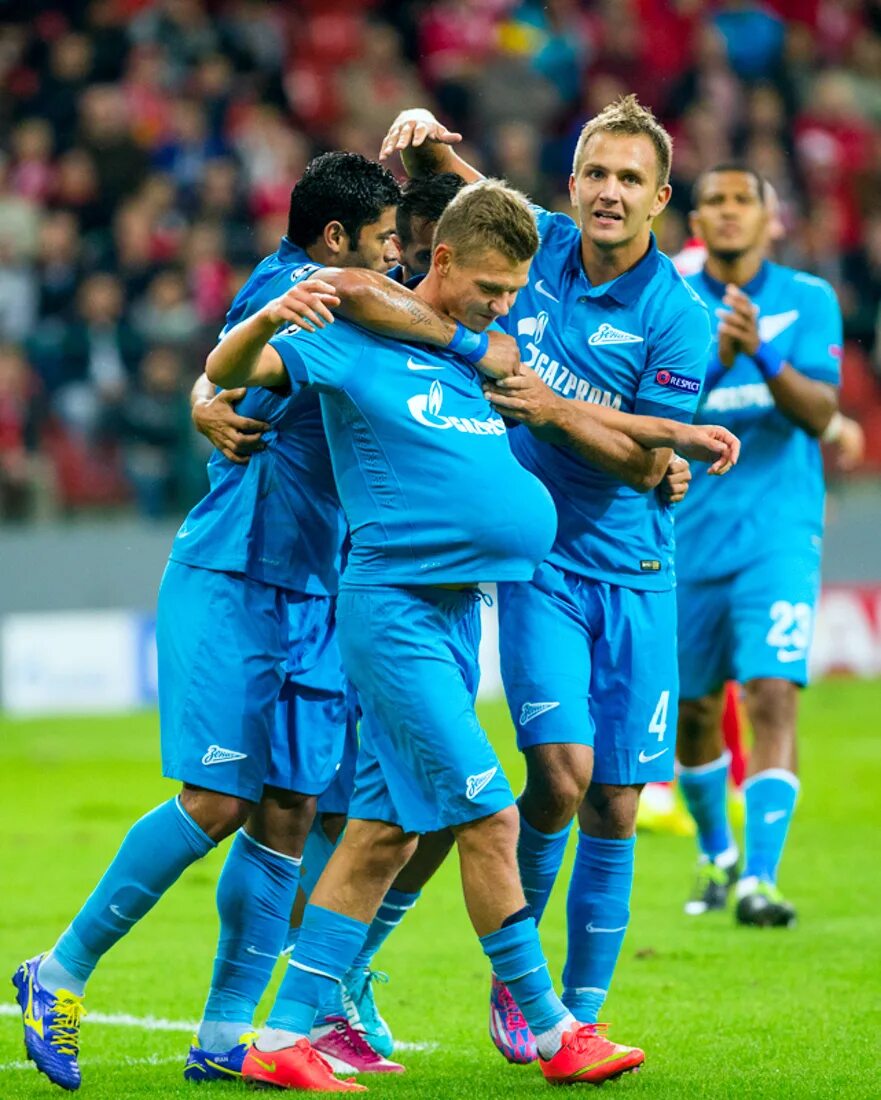 крылья советов зенит 2008. где играет зенит. зенит (футбольный клуб, санкт-петербург) игроки. семак зенит 2022. артём дзюба зенит.