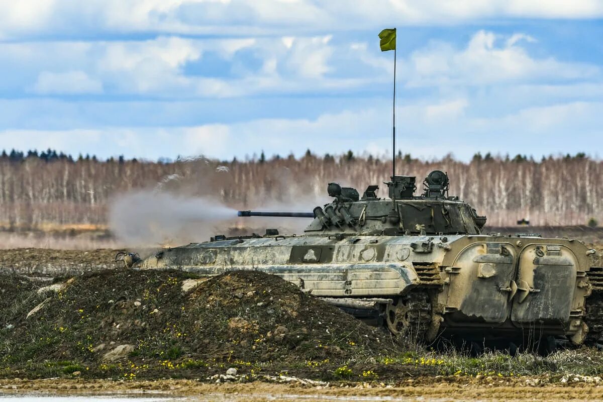Бмп 3 стрельба. Бмп 2 таманская дивизия. таманская дивизия алабино. 2-я гвардейская таманская мотострелковая дивизия. бмп таманской дивизии.