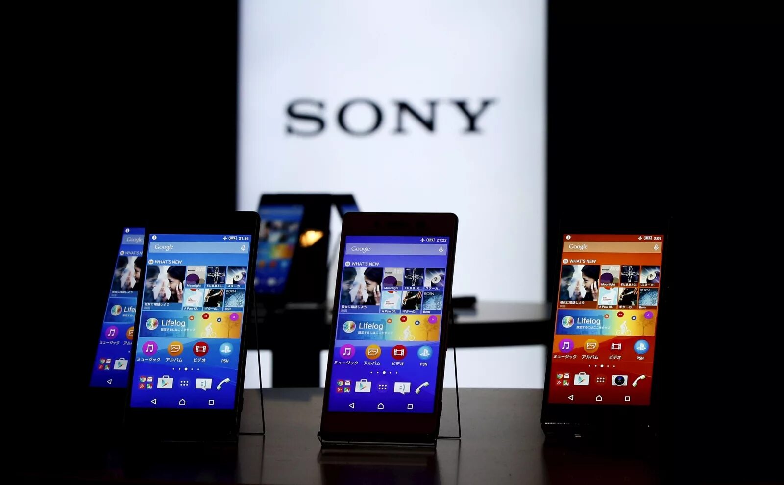 Когда вышел xperia. Sony Xperia z4. Sony телефон 2022. Sony Xperia z4 фото. Sony Xperia f3216.