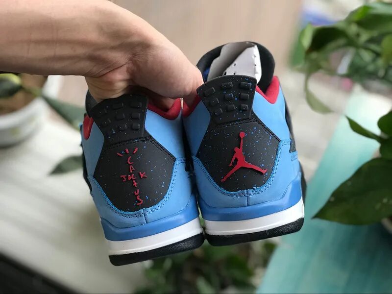 Travis Scott x Air Jordan 4 Retro «Cactus Jack». Nike Jordan 4 Travis Scott. Кроссовки Nike x Travis Scott Air Jordan 4. Nike Air Jordan 4 Travis Scott. Nike jordan 4 blue