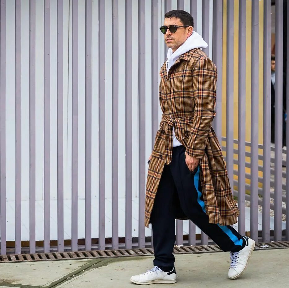 Джек нельсон острые козырьки. Пальто реальный персонаж биография. Томми шелби реальный. Рами малек торс. Пальто реальный персонаж биография.