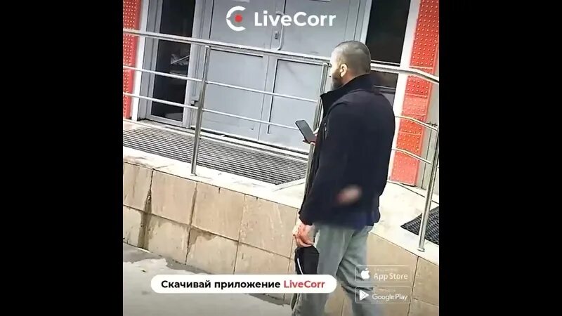 Неадекват напился ростов на дону. С др алкаш. Парень нарывается. Мужчина сидит в баре. Ты нарываешься мем.