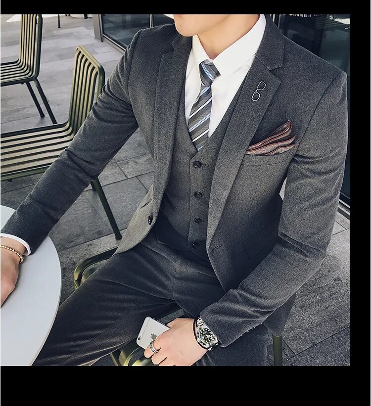 Костюм мужской классический. Костюм мужской классический. Костюм тройка виктор энза. Костюм мужской. Костюм тройка.