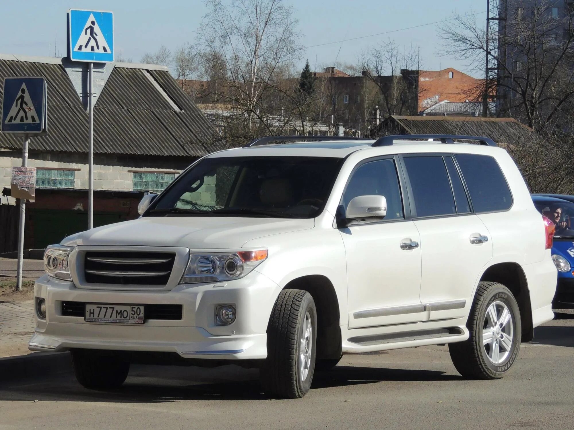 777 мо рф. Ленд Крузер 777. Toyota Land Cruiser 50. Ленд Крузер н313са. 666 777 Ленд круизер.