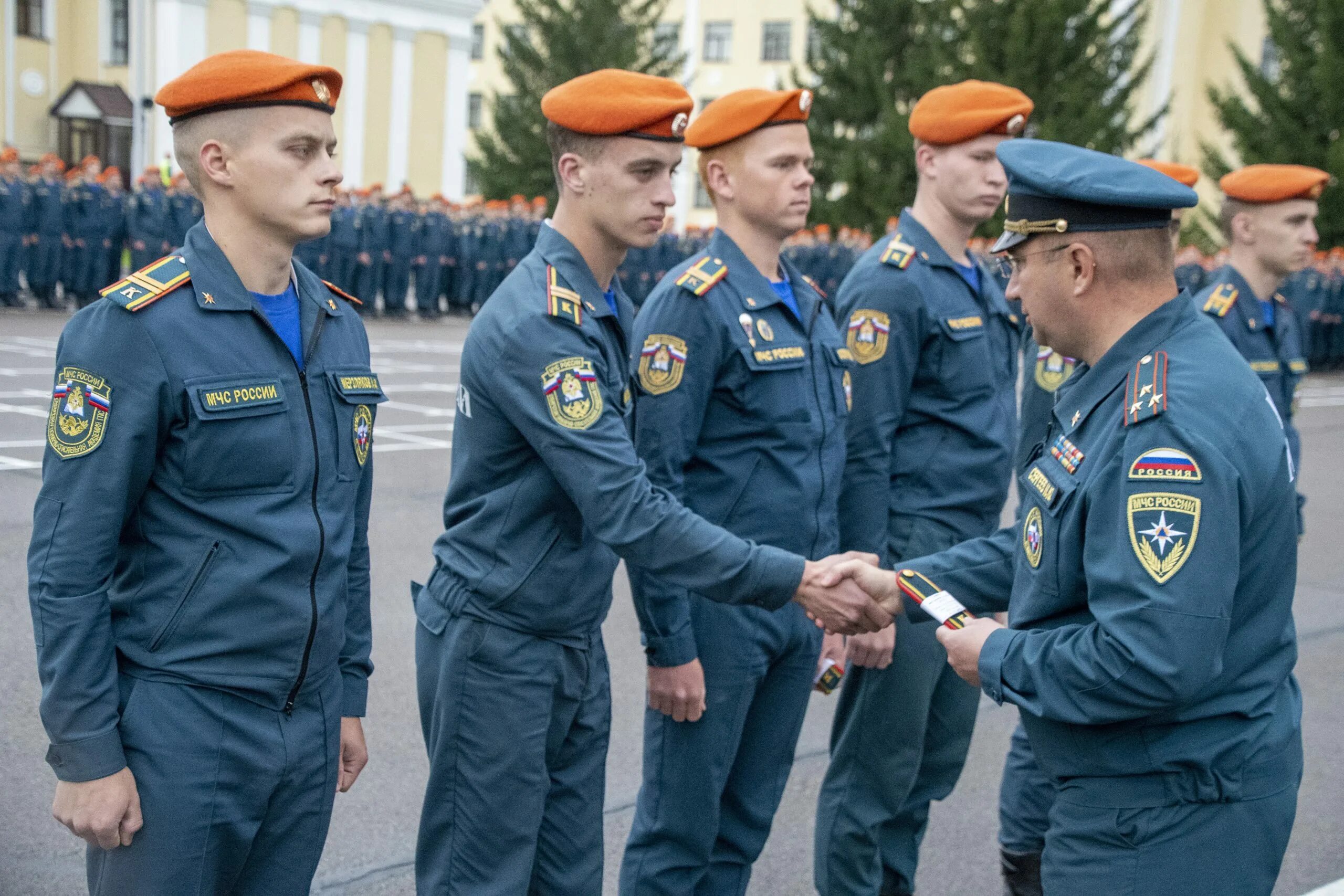 Курсанты АГПС МЧС России. Курсант МЧС Железногорск. Курсанты АГЗ МЧС. Академия ГПС МЧС России курсанты.