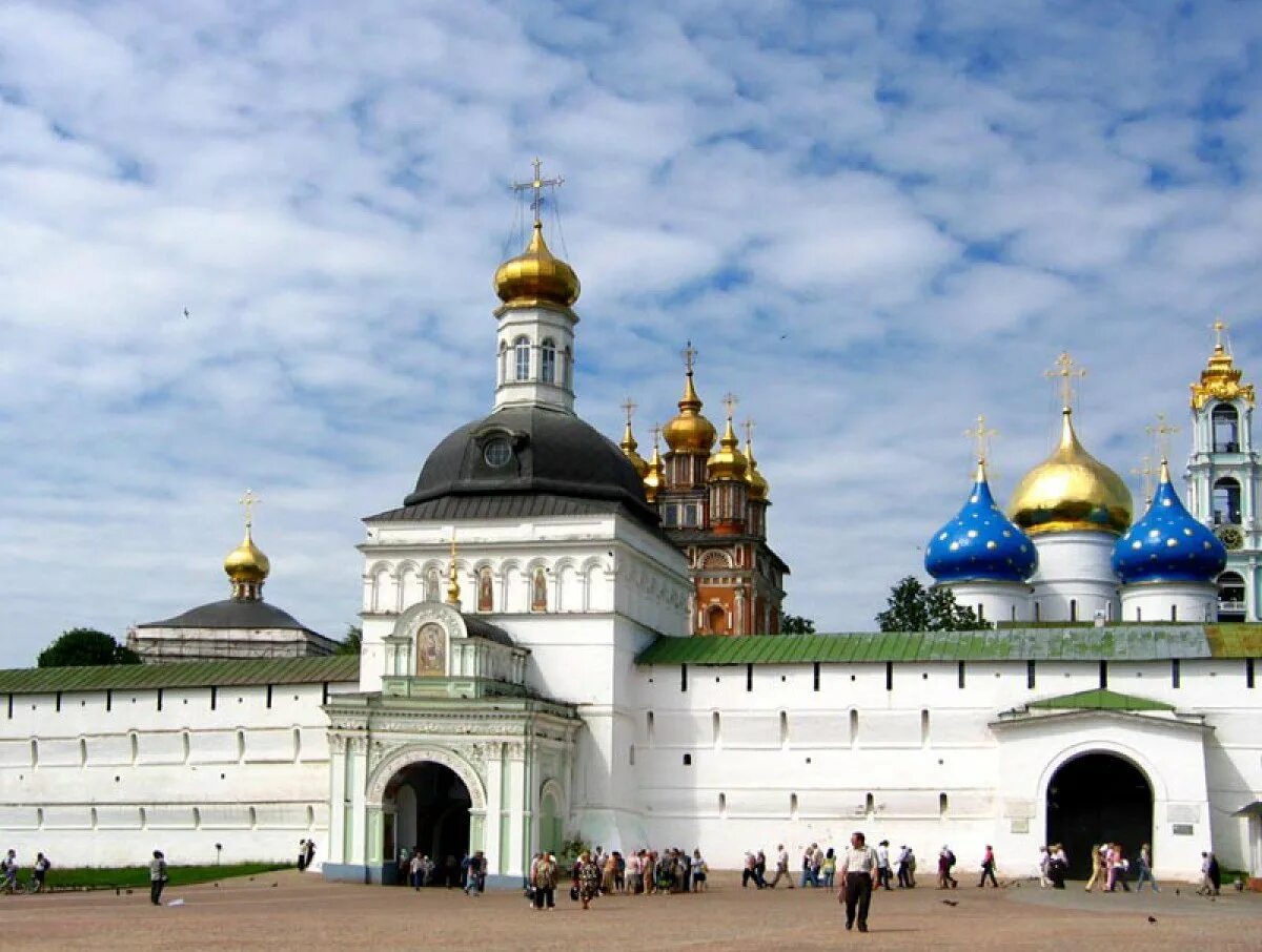 Монастырь святой троице сергиев. Троице-Сергиева Лавра Сергиев Посад. Троицкий монастырь Троице Сергиева Лавра. Троицкий монастырь Сергиев Посад. Лавра Сергия Радонежского в Сергиевом Посаде.