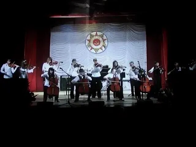 Ансамбль е. Ансамбль е