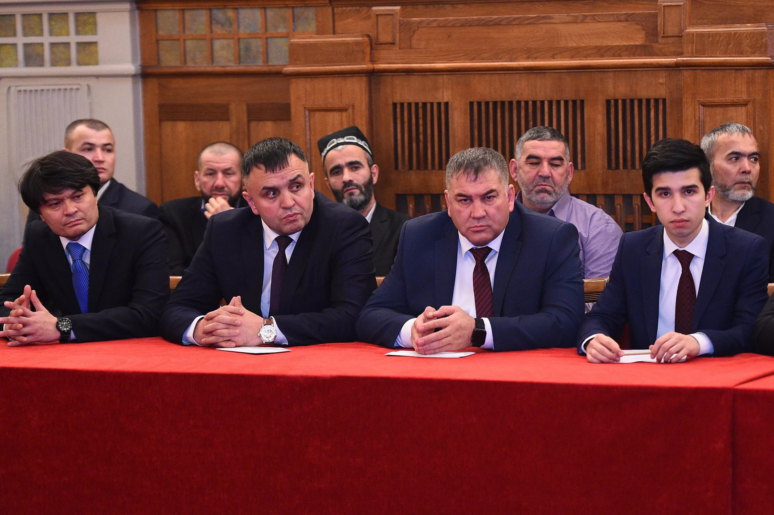 Генеральное консульство республики таджикистан в санкт-петербурге. Глава таджикской диаспоры. Глава диаспоры таджикистана в новосибирске. Роо таджикская диаспора. Диаспоры таджикистан в спб.