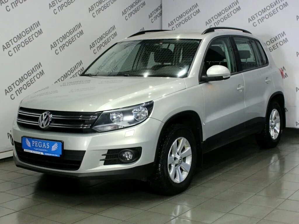 Tiguan 1.4 MT. Фольксваген Тигуан 1 Рестайлинг 1.4 aмt (150л.с.) б/у серебристый. Фольксваген Тигуан 1.4 МТ 122л.с авито. Тигуан Фольксваген б/у. Фольксваген тигуан 2013 купить