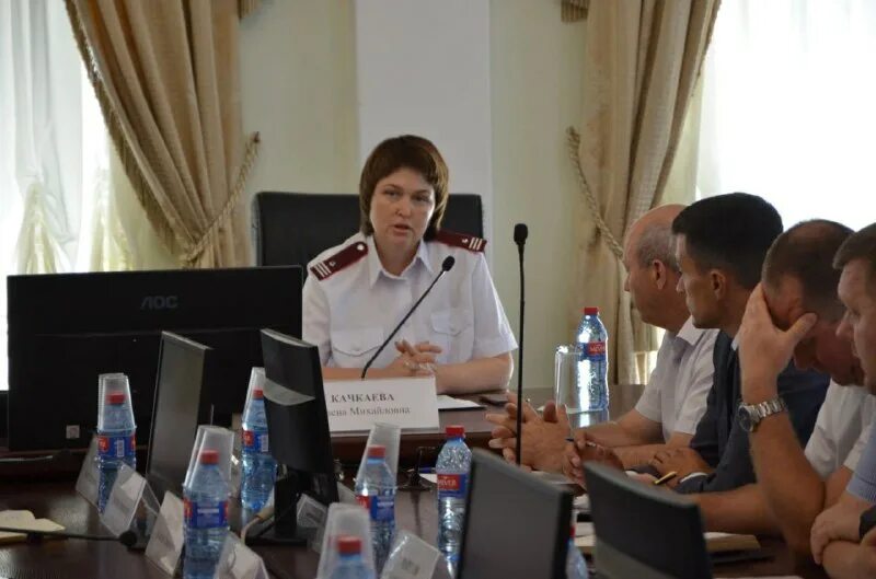 Роспотребнадзор кбр. Руководитель территориального управления роспотребнадзора. Ильдар газизович. Территориальное начальство. Татьяна николаевна роспотребнадзор.