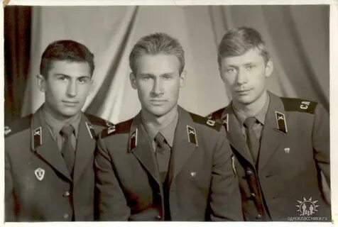 Найти сослуживцев в одноклассниках