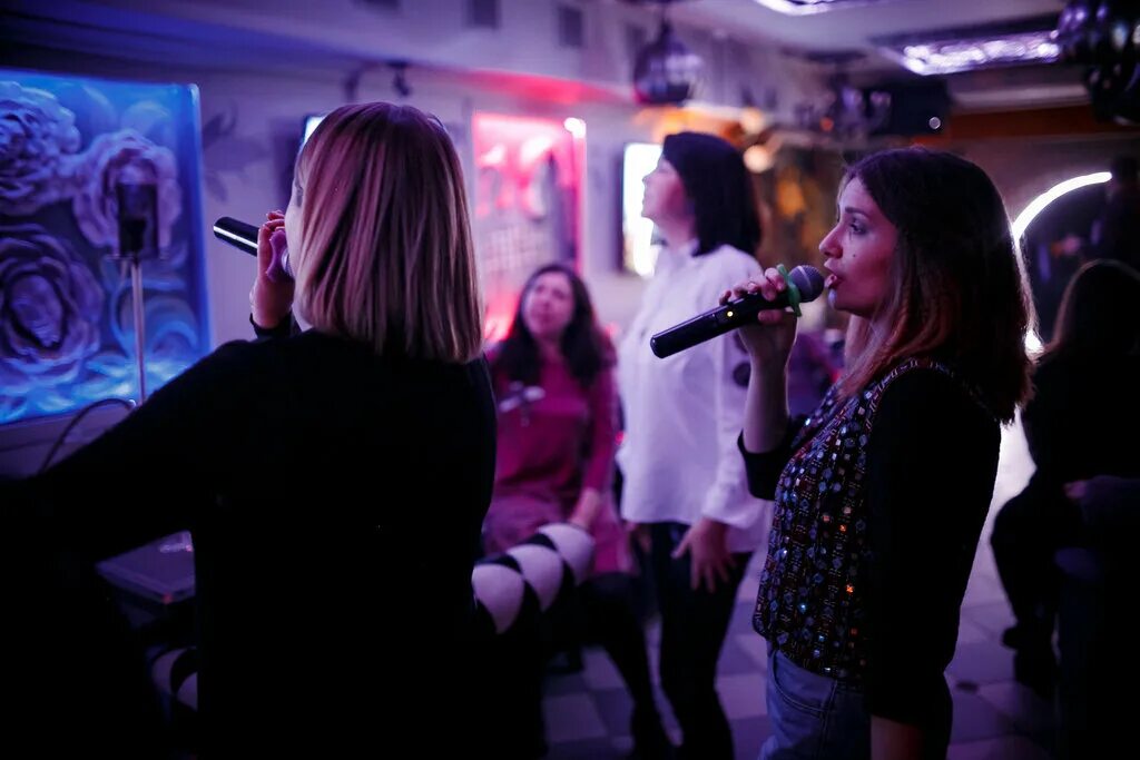 Белый кролик ярославль ресторан. Вайт рэббит ресторан. Ярославль улица свободы 2 40 rabbit. Rabbit ярославль ресторан. Ресторан раббит ярославль.