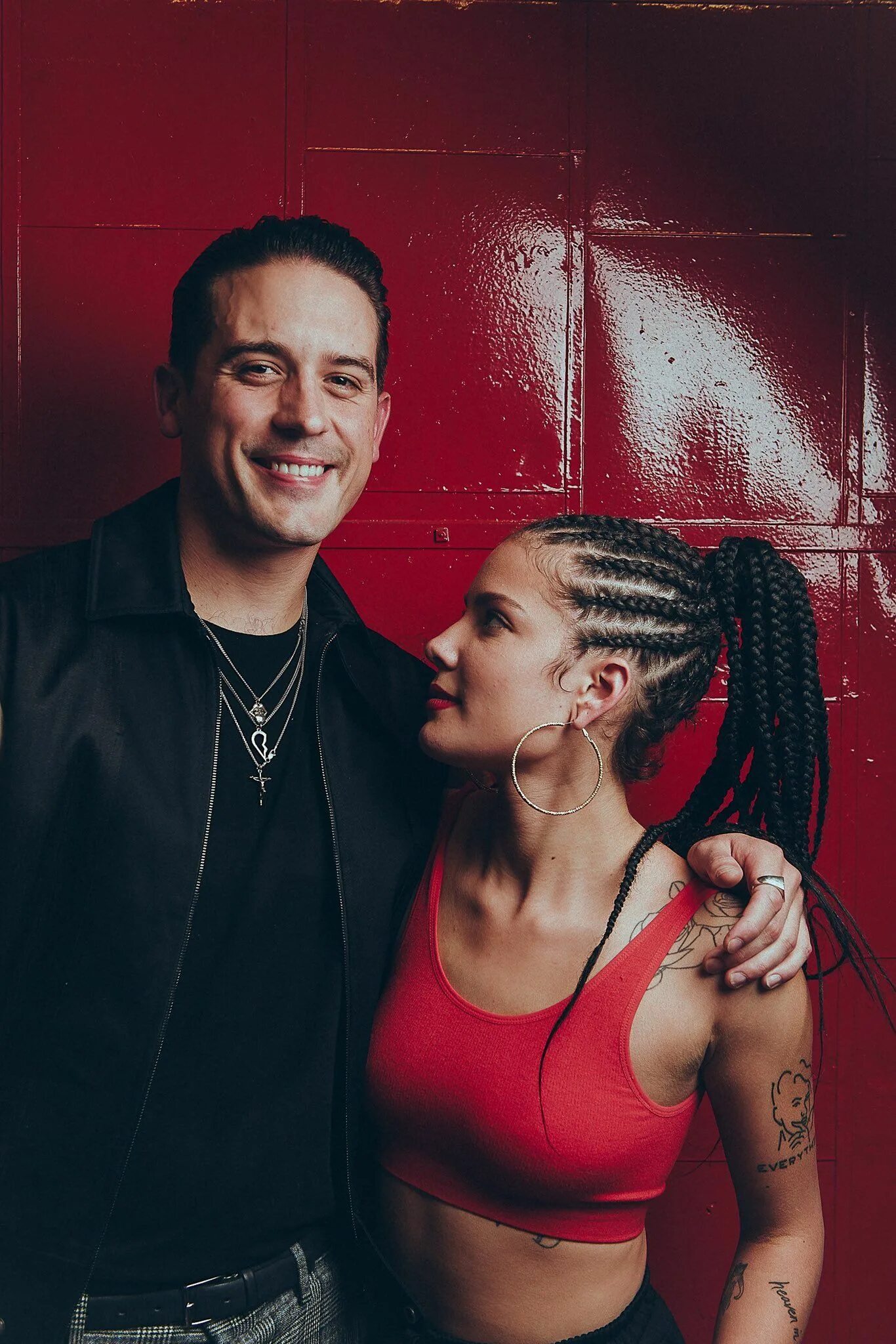 Halsey и g Eazy. Джей ИЗИ Холзи. Певица Halsey и g Eazy. Хэлси отношения с g-Eazy. Энд ай лов