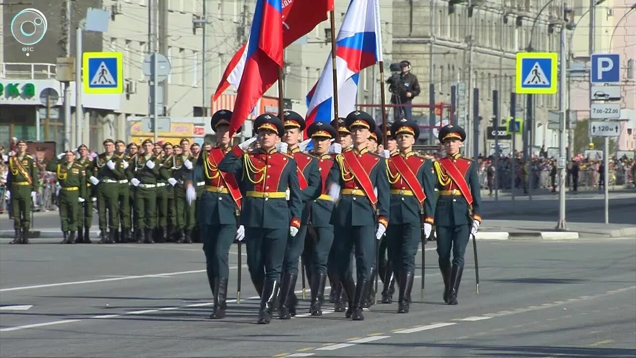 Видео парад 9. Парад Победы Новосибирск площадь Ленина. Парад 9 мая Новосибирск. Площадь Ленина Новосибирск 9 мая. Парад Победы 2019.