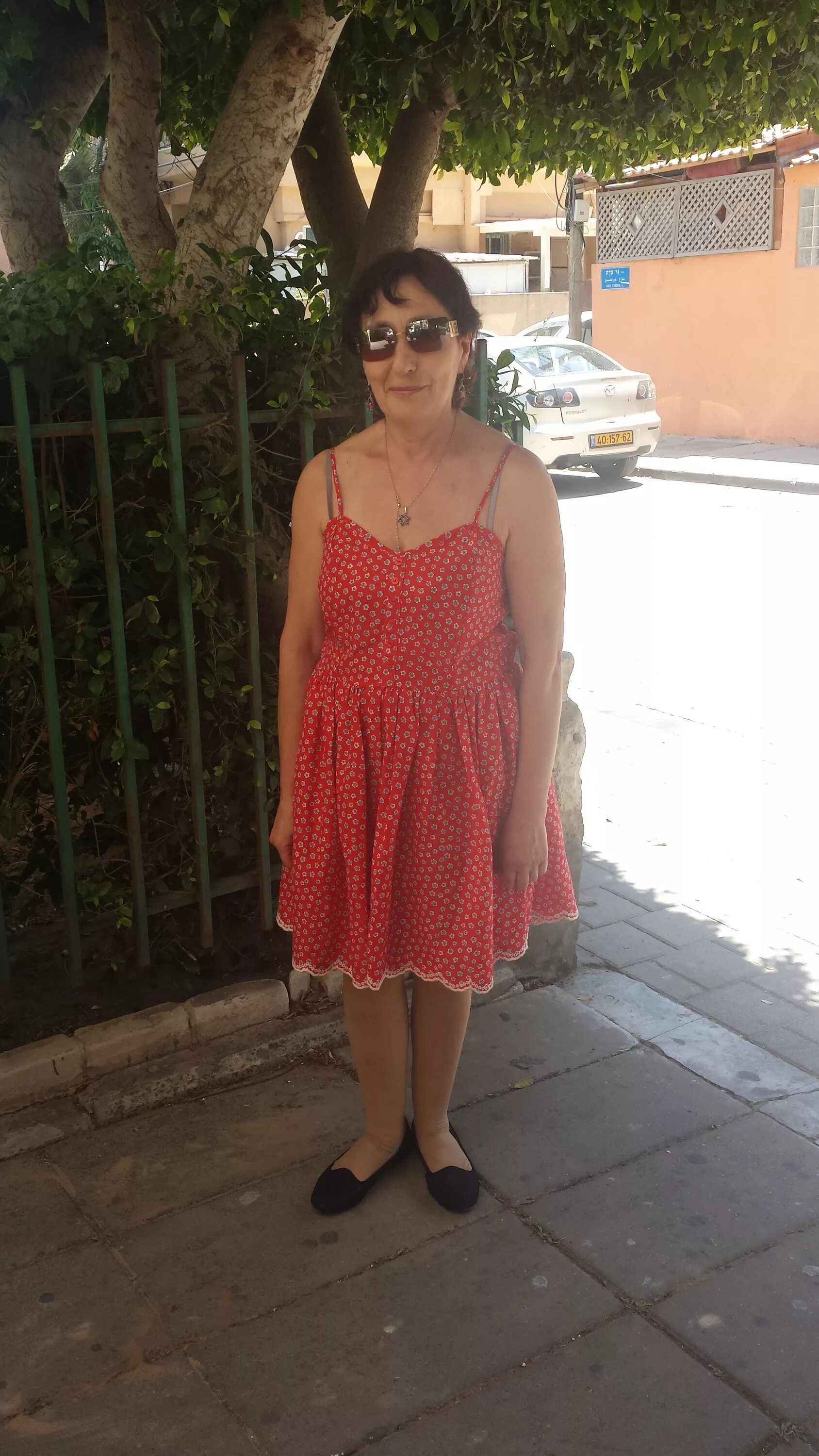 женщины за 50 ищут мужчин для ночи. женщина 50-55 лет. женщина 55 лет ищет работу. женщина 55. женщина ищет любую подработку.