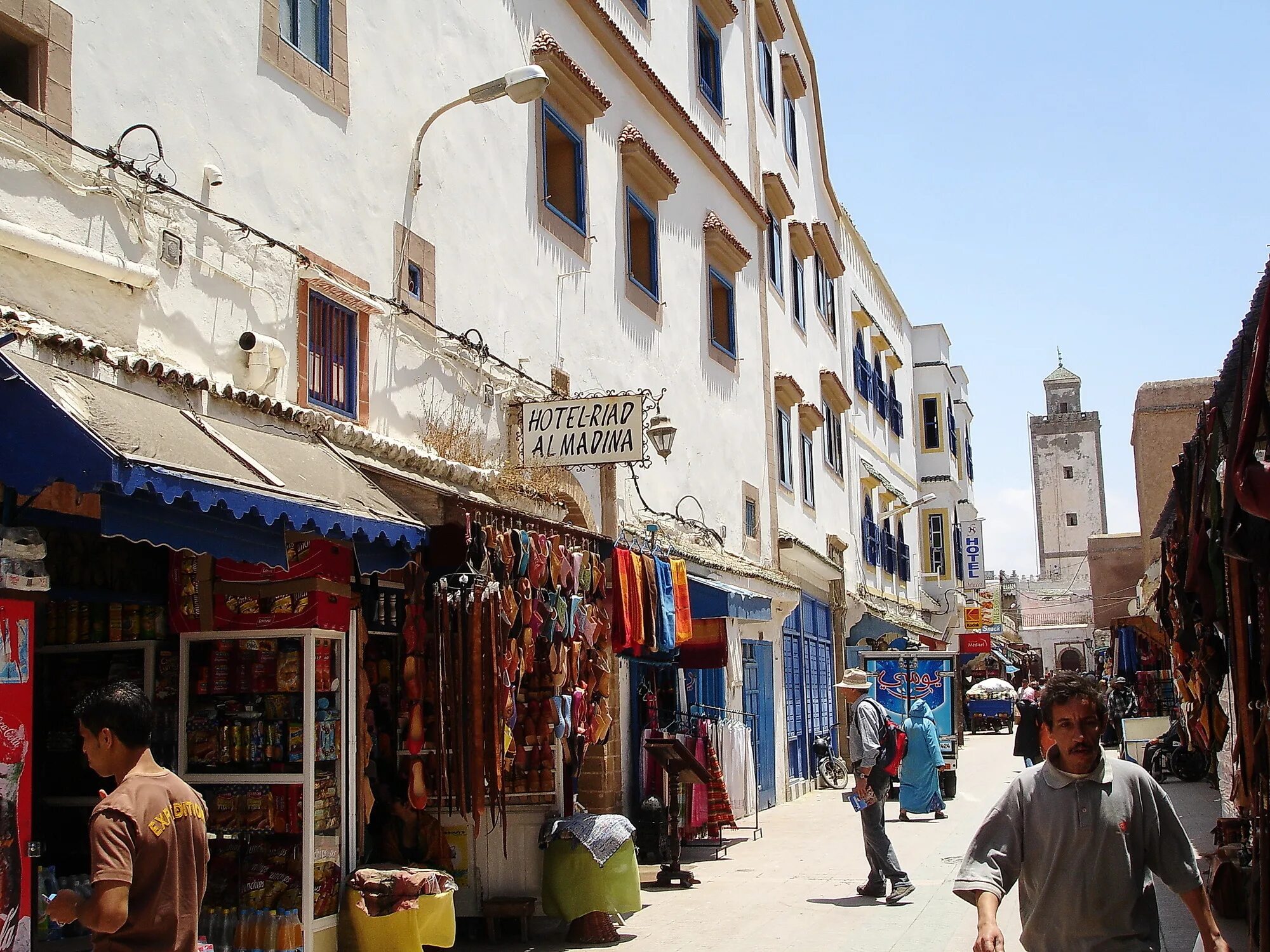 Город эс. ЭС-Сувейра Марокко. Эссуэйра Марокко улочки. Эссауира Марокко. ЭС-Сувейра города Марокко.