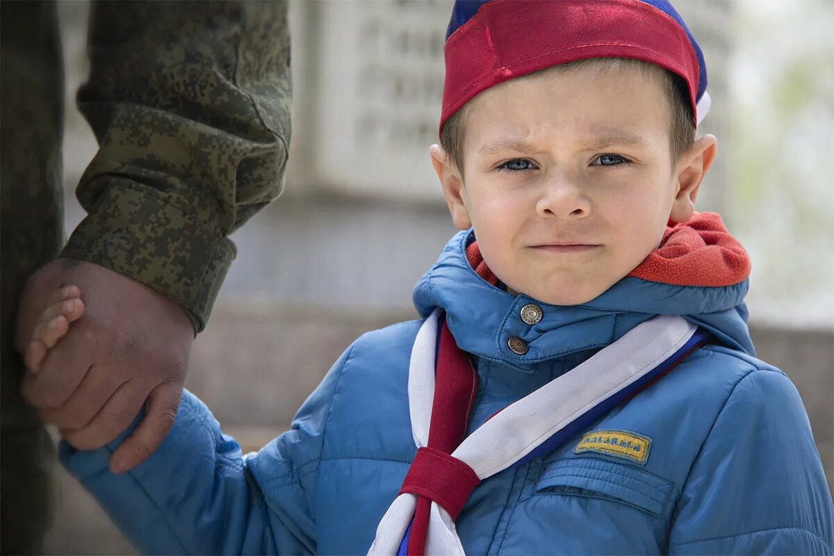 подрастающее поколение е