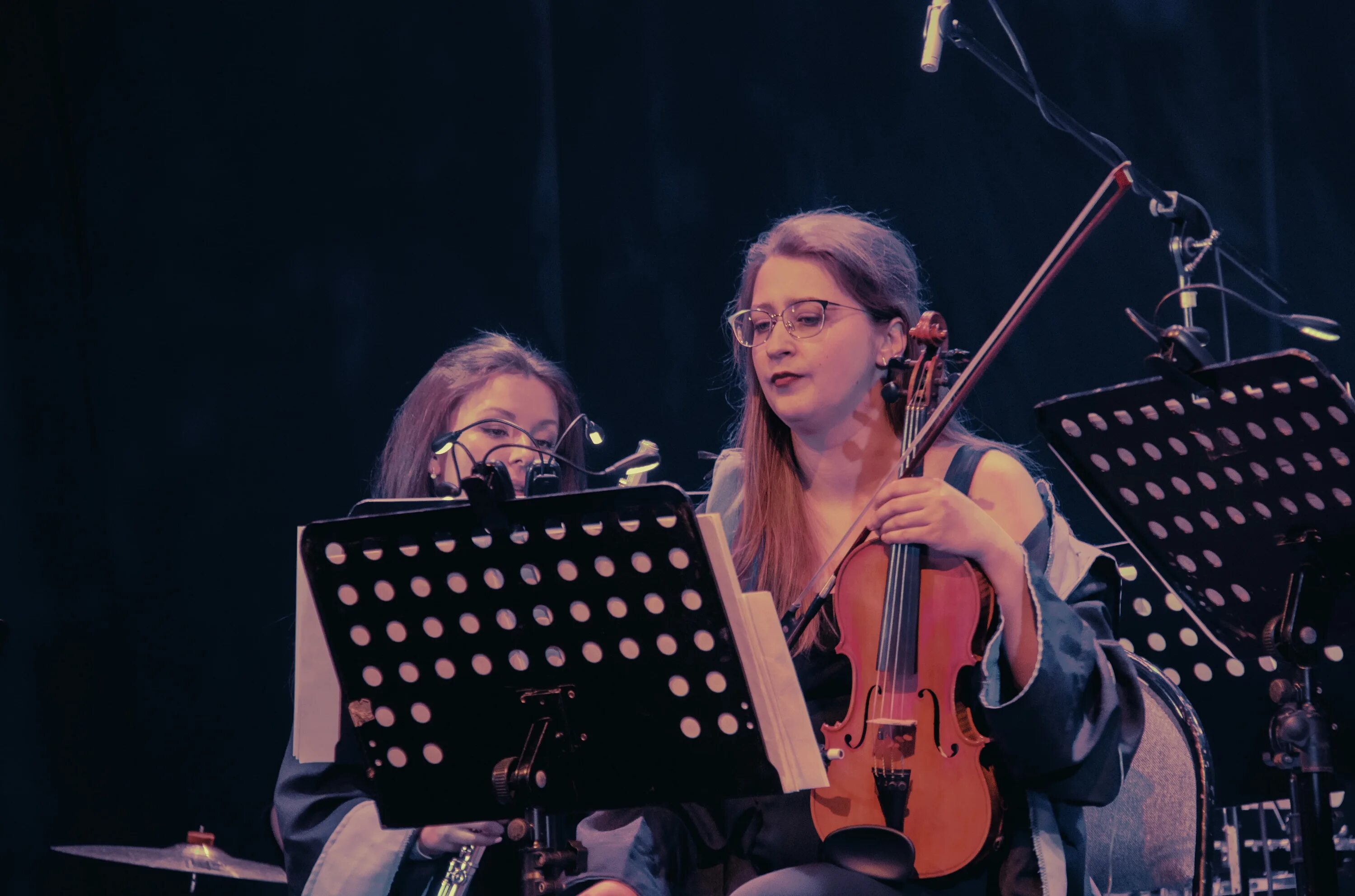 Гарри поттер за россию. Тверь песня. Тверь песня. Тверь песня. Группа насморк.