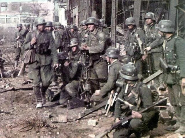 Six на немецком. 6th Army. 506 Th Germany. 6 Немецких Мартир. Vi немецкий