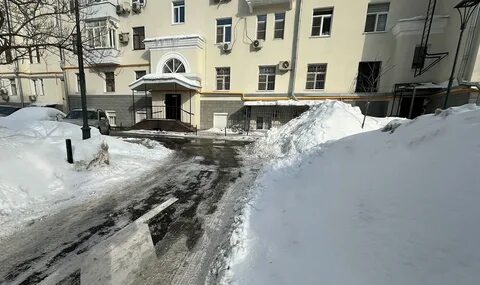 Подъехавши к трактиру