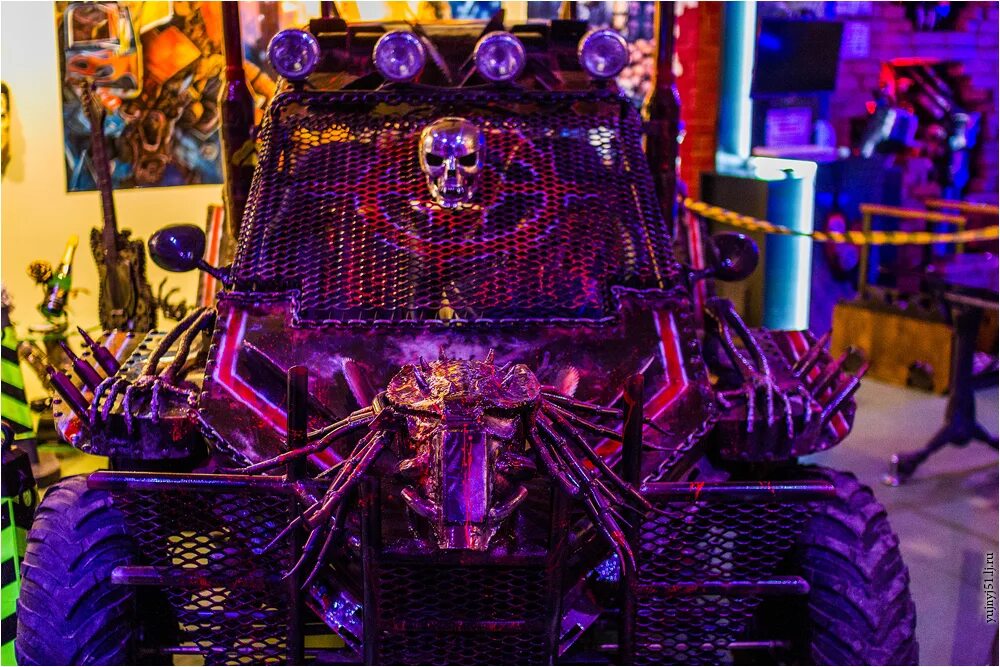 Музей восстания машин азлк. В каком году будет восстание машин. Восстание машин роботы. Музей восстания машин в москве. Музей восстания машин красный октябрь.