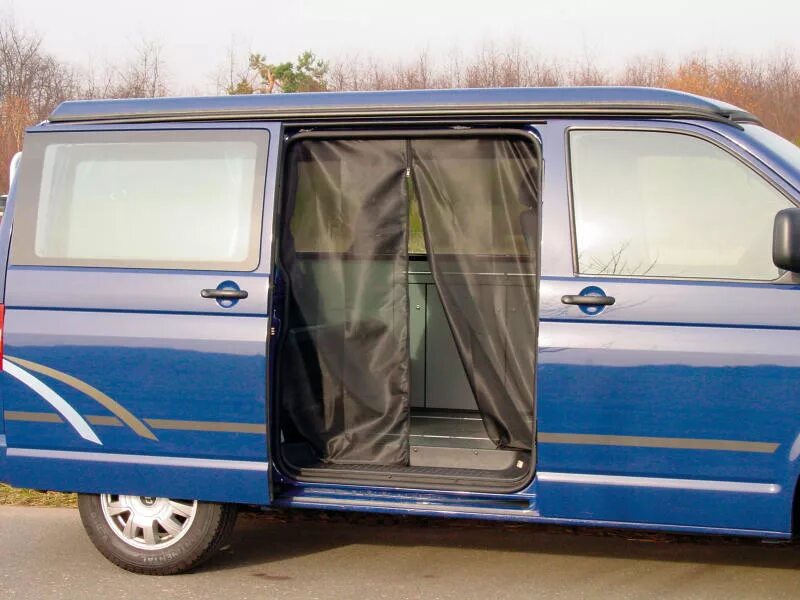 Сдвижная дверь фольксваген транспортер. Москитная сетка vw t5. москитная сетка volkswagen t4. тент на фольксваген транспортер т4. москитная сетка на окно vw t5 t6.