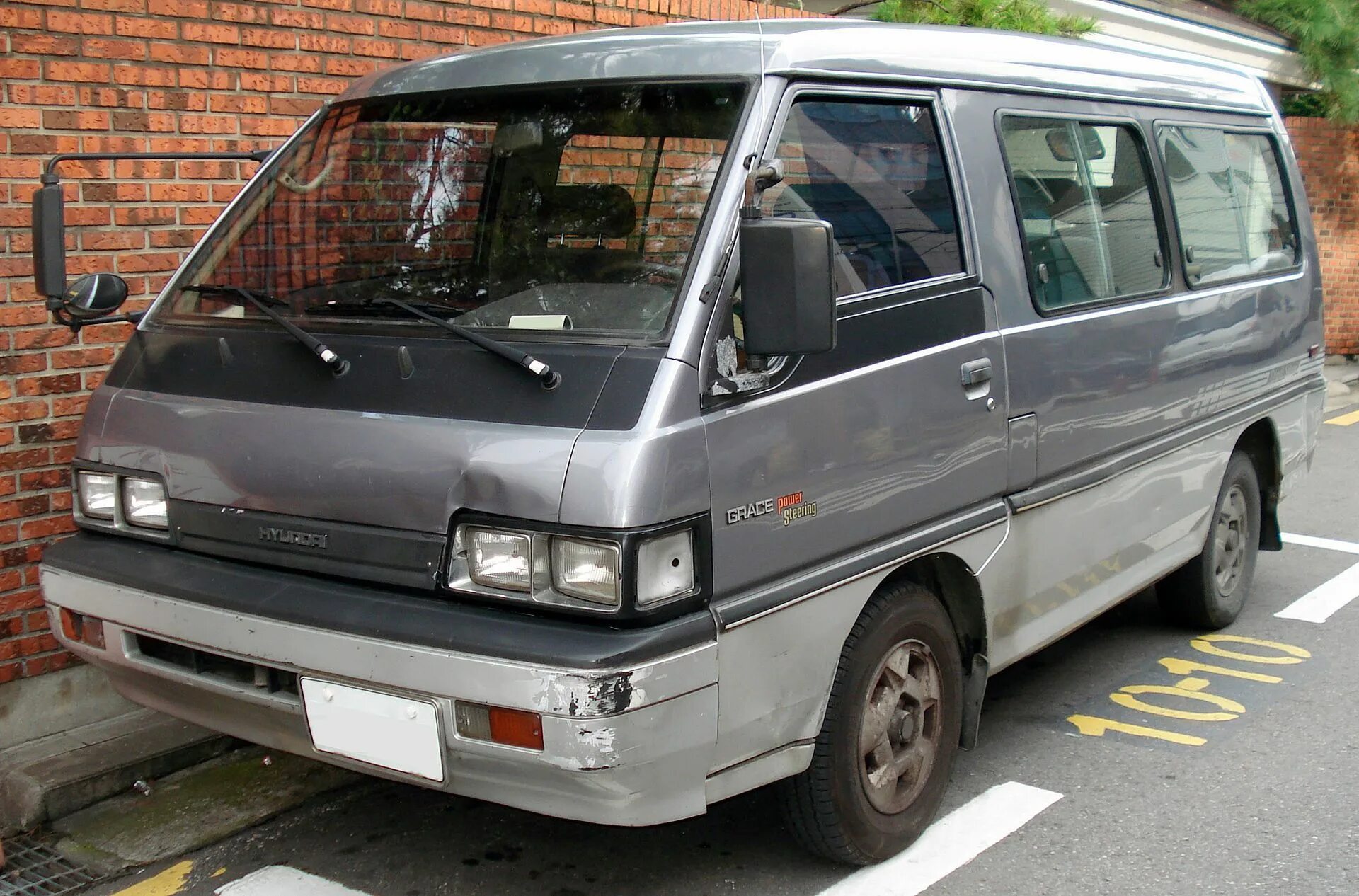 Хундай грейс. Hyundai Grace, 1992. Хендай Грейс 100. Хундай Грейс 1992 г. Hyundai Grace 1996.