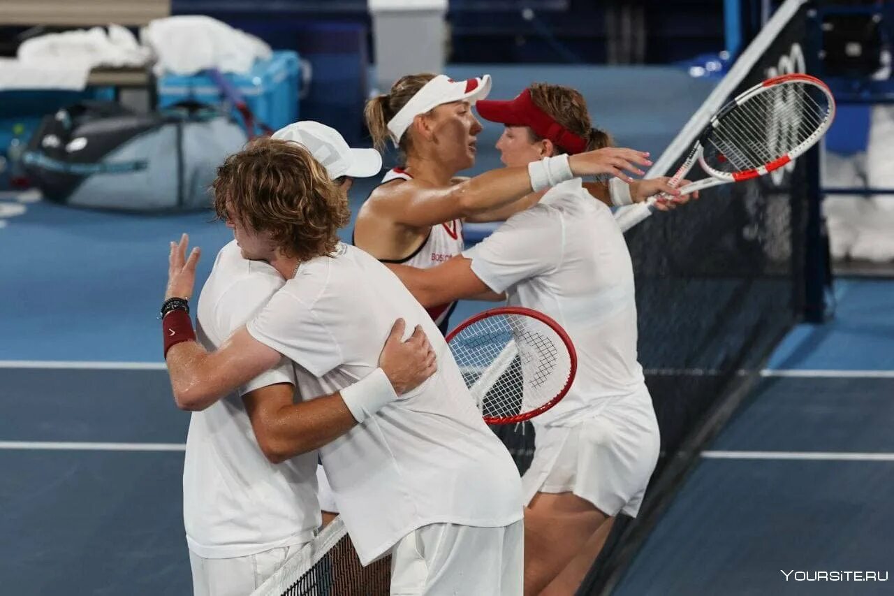 Большой теннис микст. Теннис смешанных пар сканворд 5. Теннис французский микст. Сканворды на айфон. Лучшие российские теннисисты в парах.