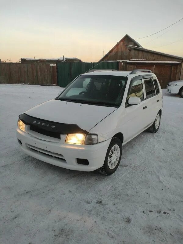Мазда демио 2000 года. Мазда демио 1998г. Мазда демио 1998г. Mazda demio 1998. Мазда демио 1998 года.