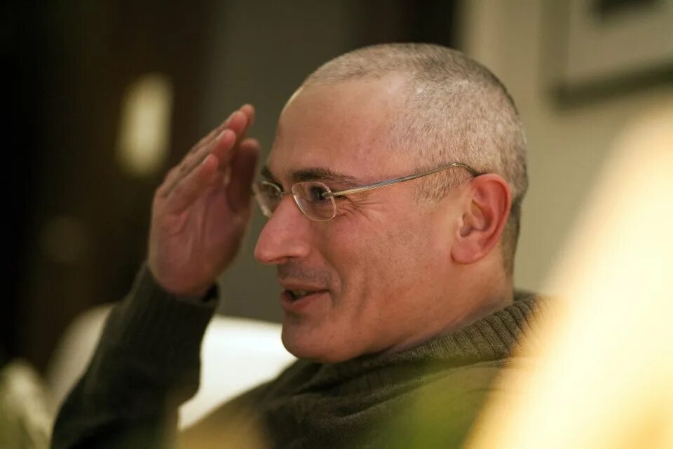 Где ходорковский чем занимается. Майкл ходорковский. ходорковский молодой. ходорковский улыбка. ходорковский красавец.