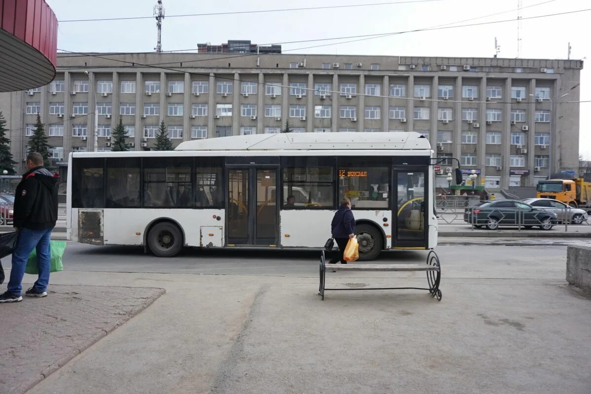 60 автобус липецк. Липецкий автовокзал автобус ЛАЗ. Автобус Липецк. Липецкие городские автобусы. Новые автобусы Липецк.