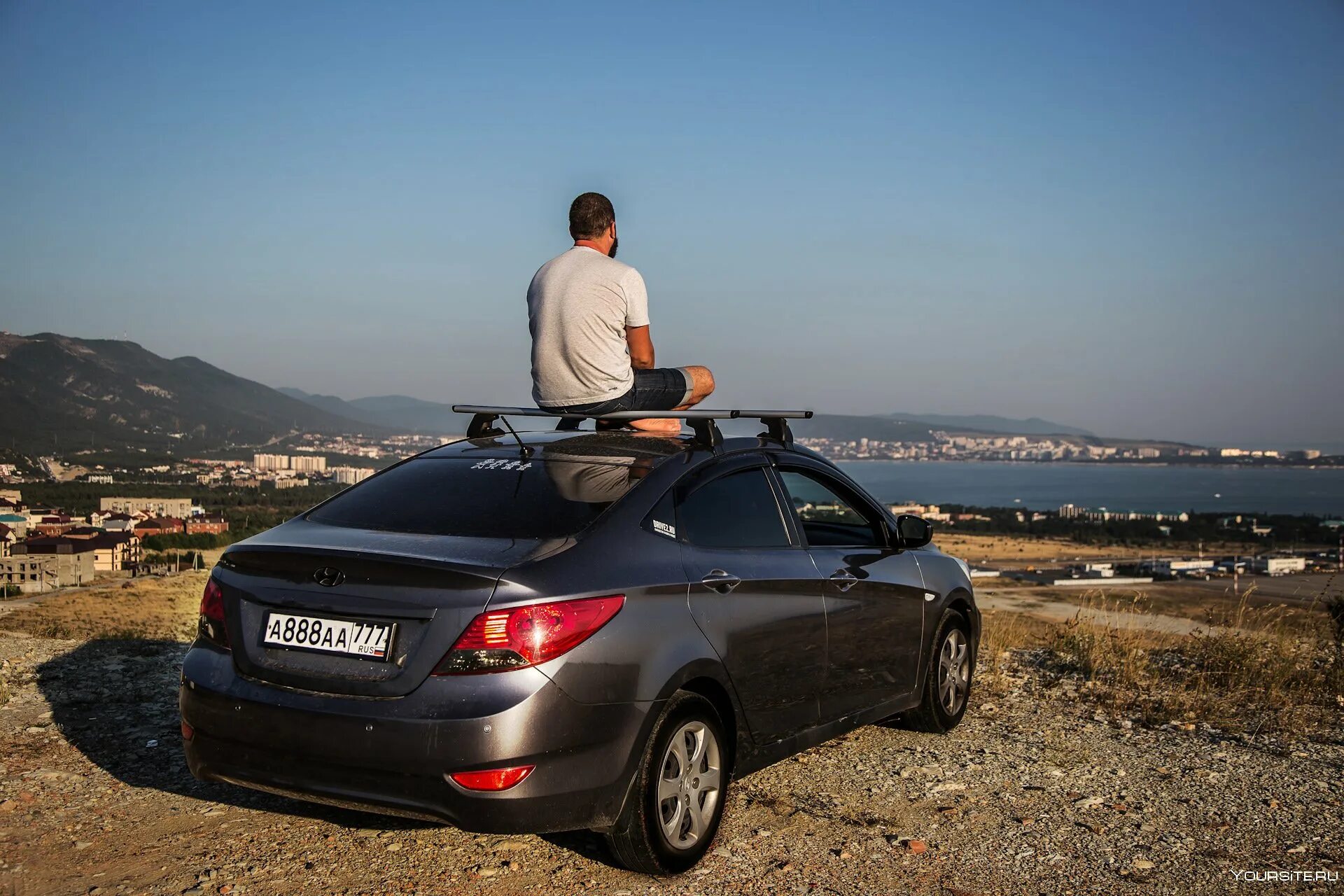 Красивые места в анапе на машине. Анапские машины. Машина анапа. Кастрол сервис брянск 50 армии. Ленина 184 анапа.