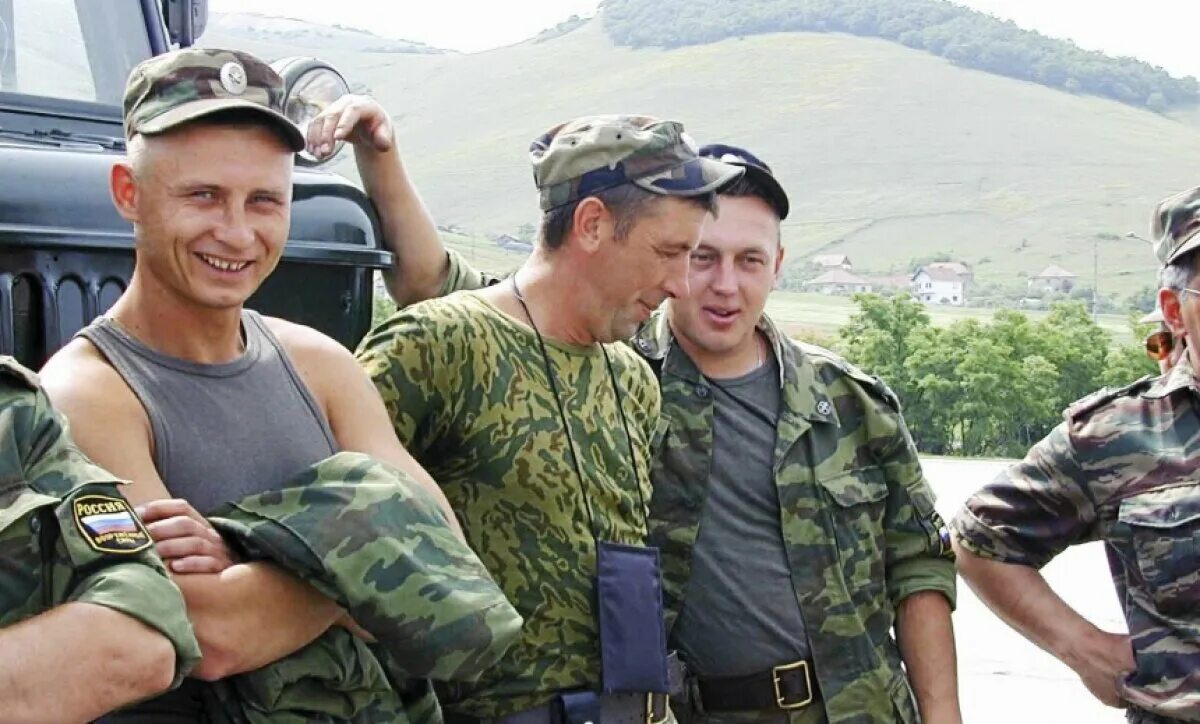 Миротворцы льготы. Аэропорт &quot;слатина&quot;, 1999. миротворцы. приштина косово 1999. слатина 1999. приштина аэропорт слатина 1999.
