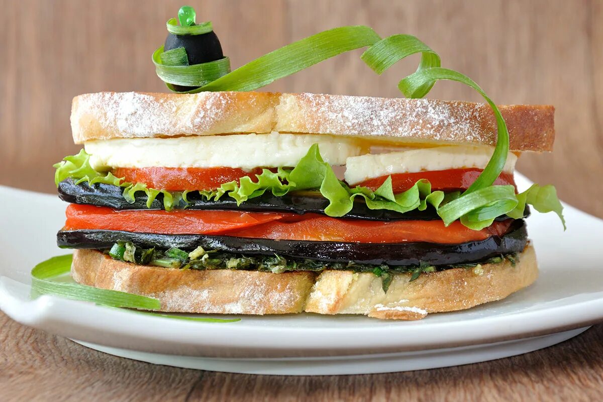 сэндвич б. сэндвич. клаб сэндвич белфаст ирландия. блт сэндвич. сэндвич.