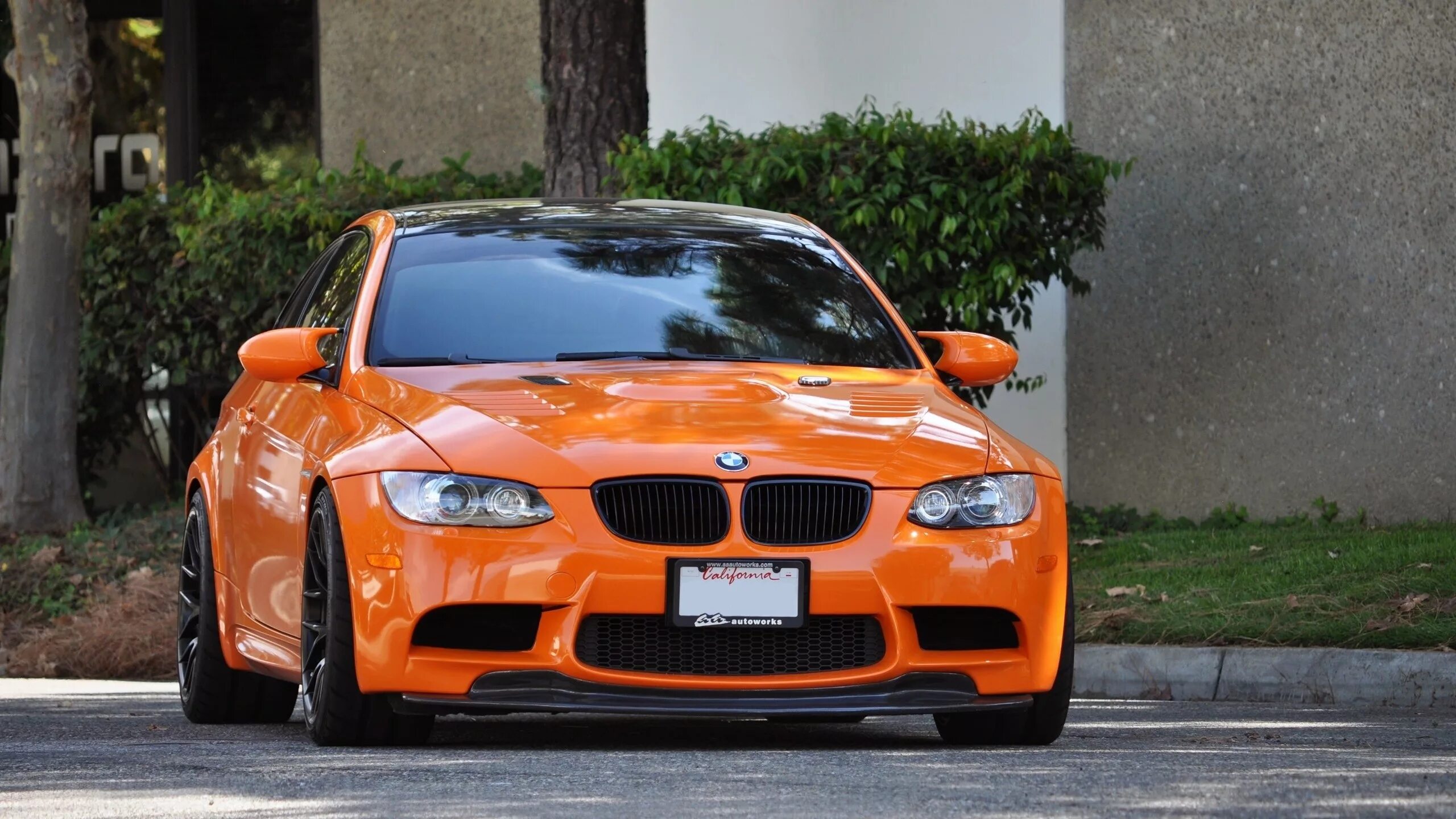 М 3 автомобиль. BMW m3 e92 GTS. BMW 3 e92 оранжевый. BMW m3 e92 оранжевая. БМВ е92 м3 оранж.