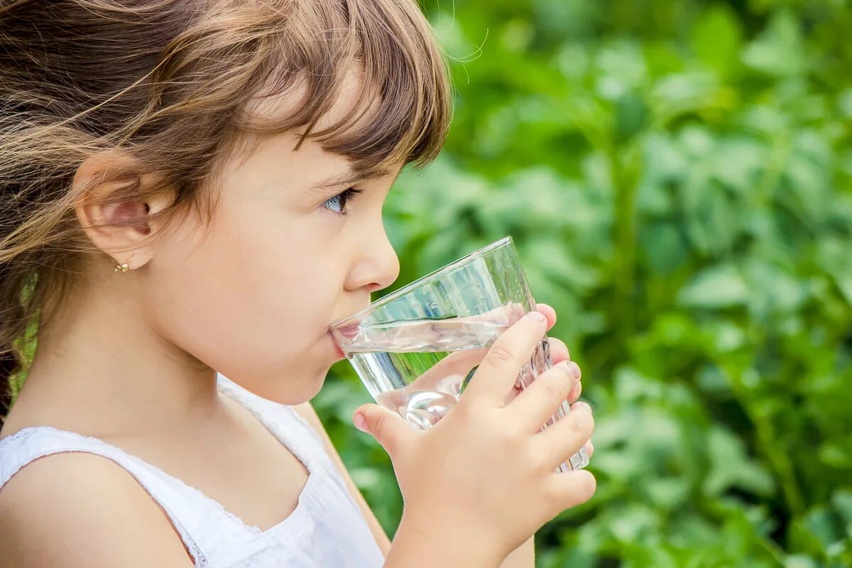 Drinking too little water can