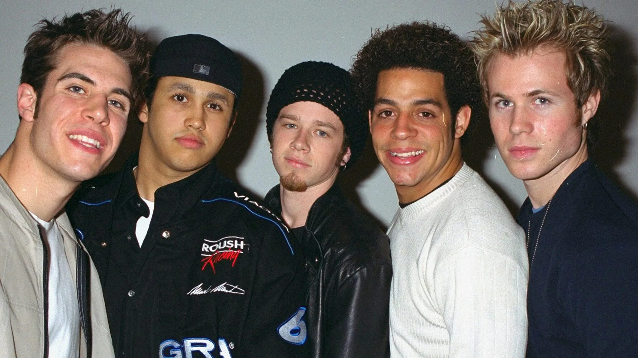 Группа где четыре участника. Участник четверо. Блу группа состав. Группа union j. Группа o- town беби.