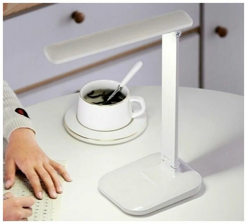 Aclt-b02. Dgxc-c0g. Aclt-b02. Лампа базеус. Зар.