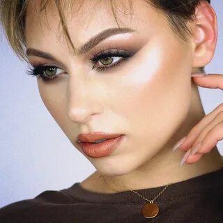 Глаза 2019