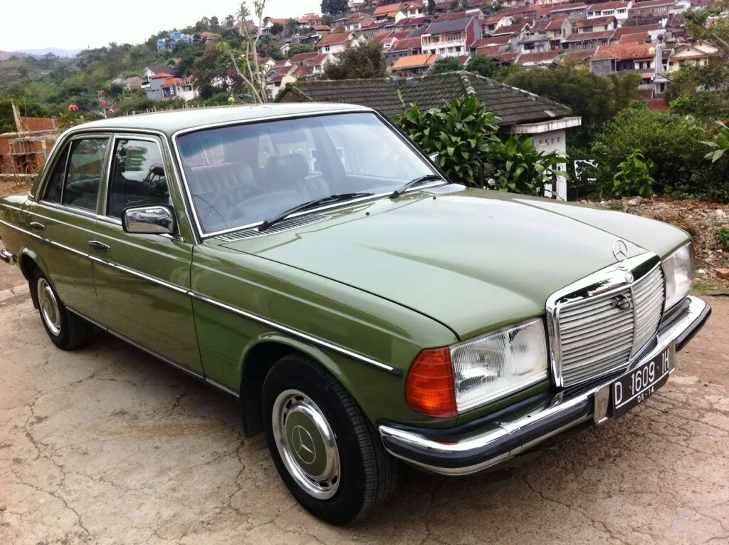 Мерседес w123. Mercedes Benz w123 280e. Mercedes-Benz w123 230. Mercedes Benz 123. Купить мерседес w123