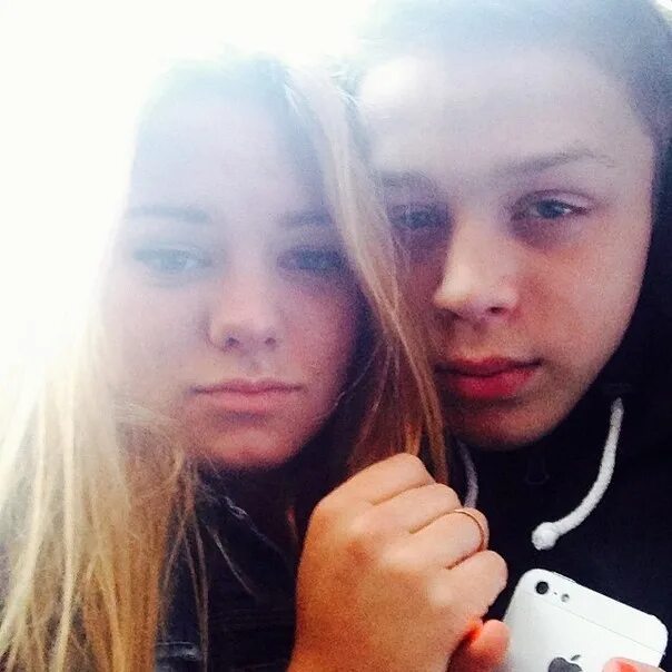 Глеб калюжный и его девушка 2016. Глеб калюжный 2020 с девушкой. Глеб калюжный сейчас. У глеба есть девушка. Водоворот сериал глеб калюжный.